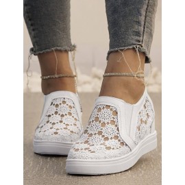 Flower Embroidery Detail Hidden Heeled Shoes