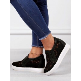 Flower Embroidery Detail Hidden Heeled Shoes