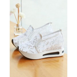 Breathable Floral Embroidery Slip-on Muffin Sneakers